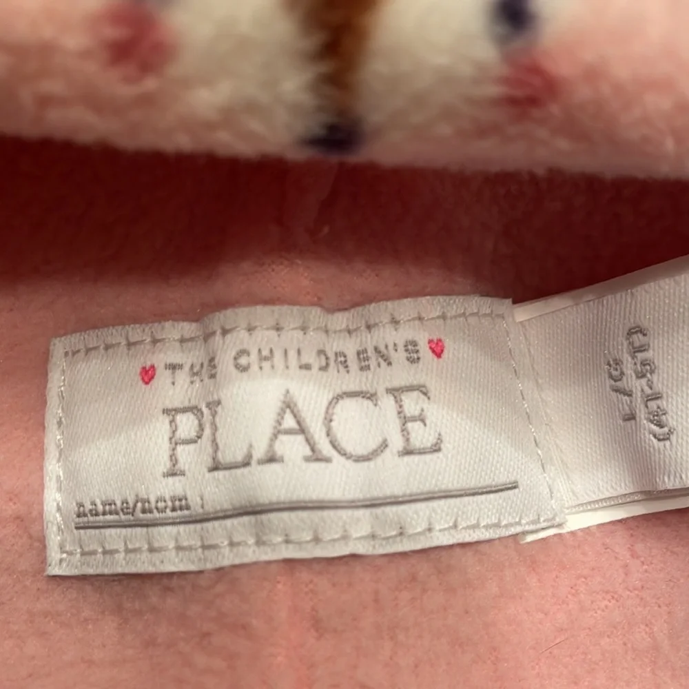 The Children’s Place hat, NWT.
